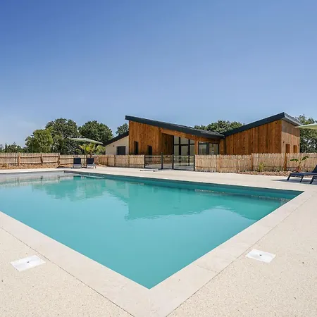 1 - Golf Et Piscine - 2 Personnes *