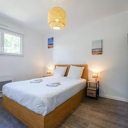 1 - Golf Et Piscine - 2 Personnes Vakantiehuis