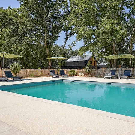 Vakantiehuis 1 - Golf Et Piscine - 2 Personnes Nesmy